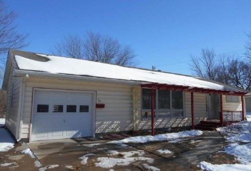 514 S 9th St, Osage City, KS 66523