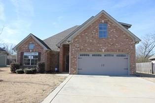 142 Falling Waters Ln, Maylene, AL 35114