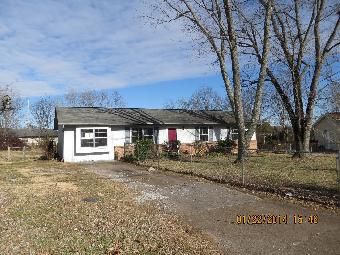 1136 Albany Rd, Knoxville, TN 37923