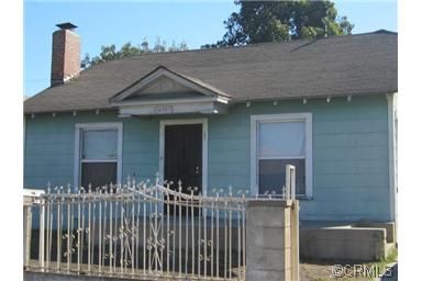 5730 Holmes Avenue, Los Angeles, CA 90058