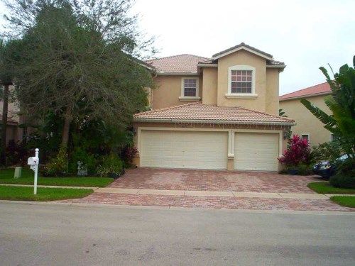 8329 GENOVA WY, Lake Worth, FL 33467