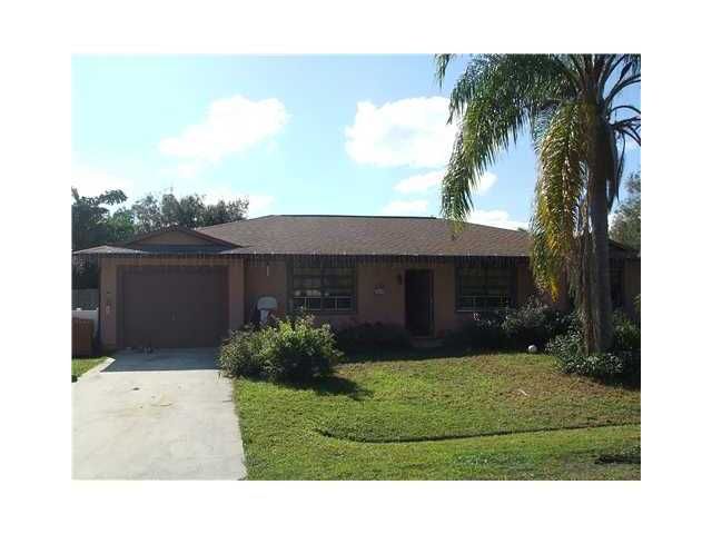 142 Sw Ewing Ave, Port Saint Lucie, FL 34983