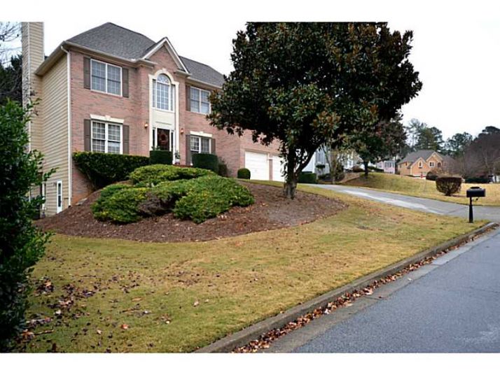 937 Lansfaire Crossing, Suwanee, GA 30024