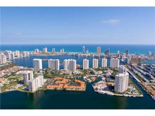 4000 ISLAND BL # 502, North Miami Beach, FL 33160