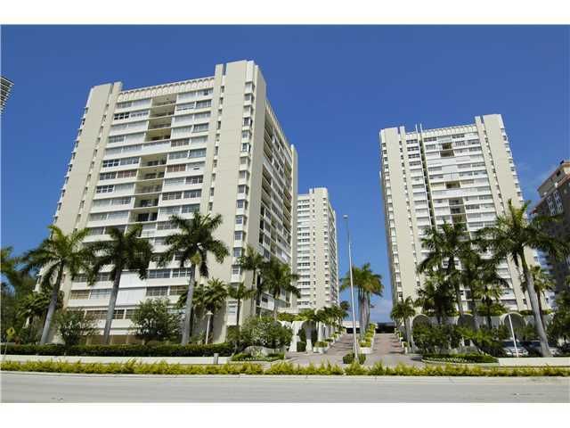 1890 OCEAN DR # 1801, Hallandale, FL 33009