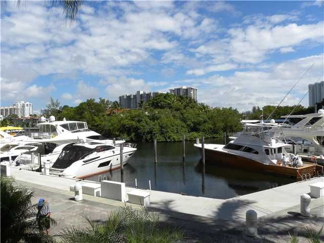 3500 ISLAND BL # D105, North Miami Beach, FL 33160