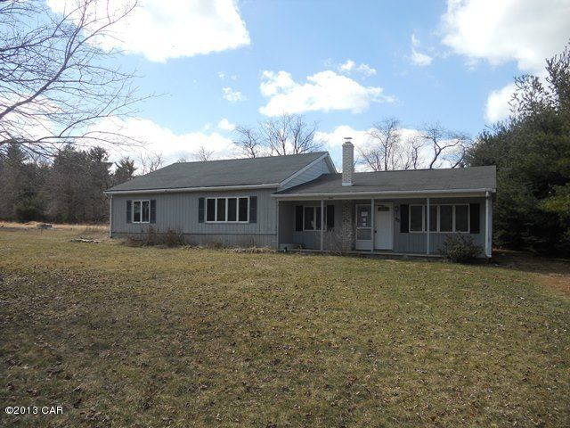 90 Clearview Dr, Palmerton, PA 18071