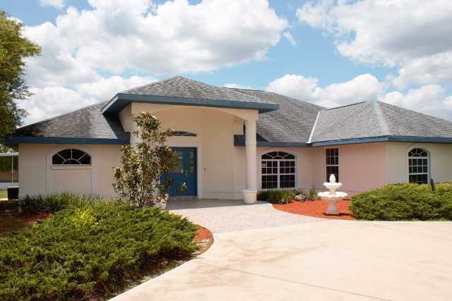 5933 Columbus Blvd, Sebring, FL 33872