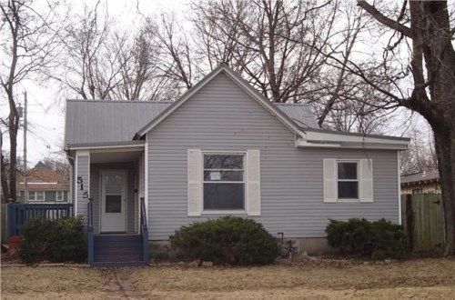 515 W 3rd St, Chanute, KS 66720