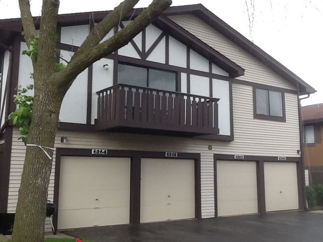 6268 Kit Carson Dr, Hanover Park, IL 60133