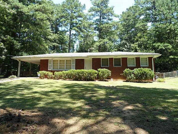 522 Fayetteville Road, Fairburn, GA 30213