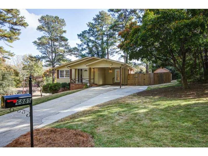 6885 Sunny Brook Lane, Atlanta, GA 30328