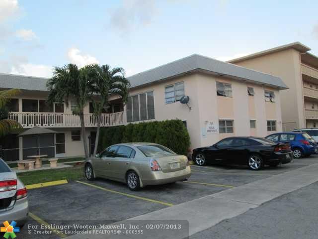 705 NE 2nd St # 13, Hallandale, FL 33009