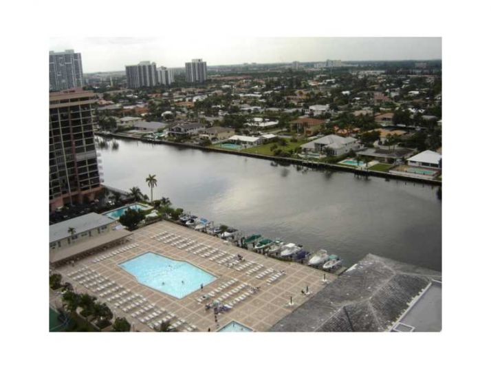 1965 S OCEAN DR # 16 K, Hallandale, FL 33009