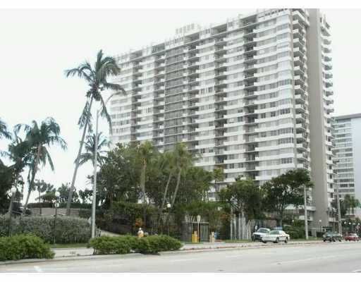 1980 S OCEAN DR # 5 D, Hallandale, FL 33009