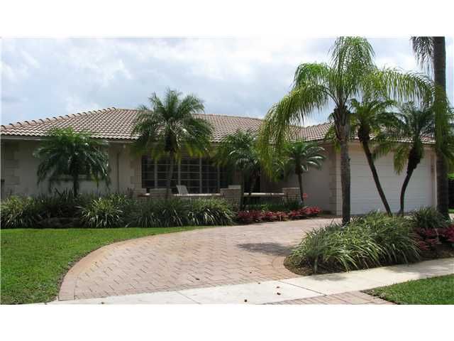 4900 N 36TH CT, Hollywood, FL 33021