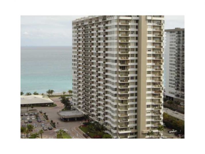 1980 S OCEAN DR # 11 C, Hallandale, FL 33009