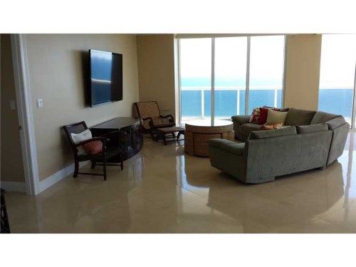 1850 OCEAN DR # 2404, Hallandale, FL 33009