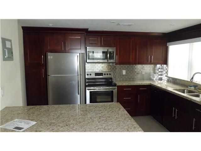 1817 S OCEAN DR # 528, Hallandale, FL 33009