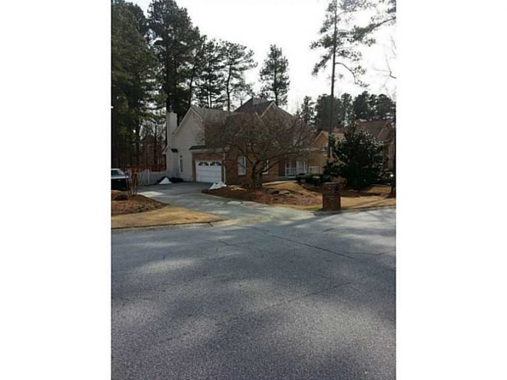 1275 Grace Hadaway Lane, Lawrenceville, GA 30043