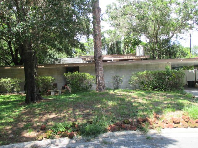 1235 Fairway Cir Sou, Saint Petersburg, FL 33705