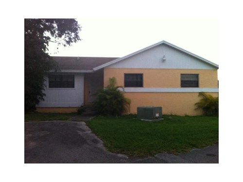 27722 SW 132 CT, Homestead, FL 33032