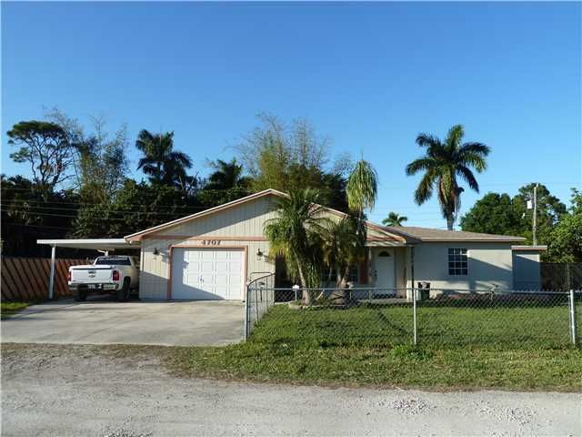 4707 MEADOWGREEN TR, Lake Worth, FL 33463