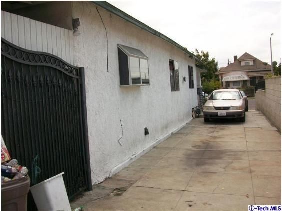 2643 Loosemore St, Los Angeles, CA 90065