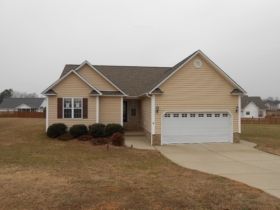 94 Magnolia Vine Ln, Smithfield, NC 27577