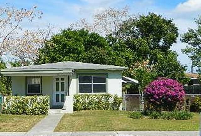 126 Nw 11th Avenue, Dania, FL 33004