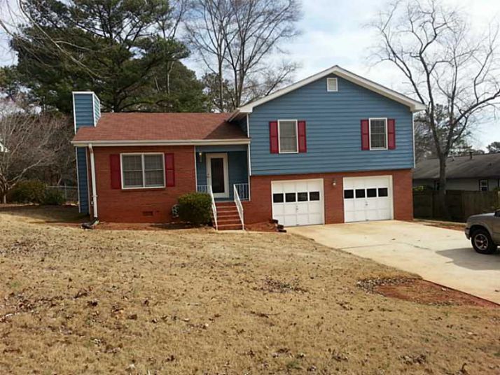 526 Greenview Avenue Se, Conyers, GA 30094