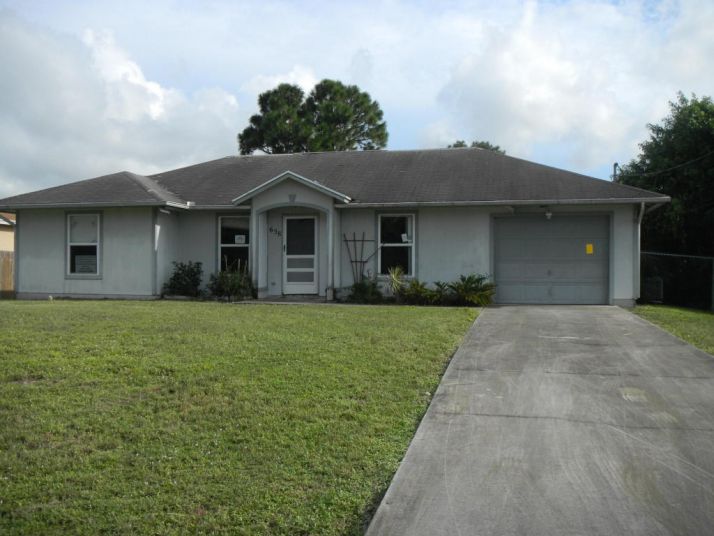 658 Sw Fair Ave, Port Saint Lucie, FL 34953