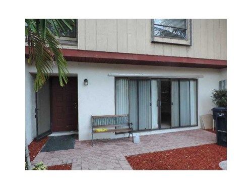 3011 Lakewood Ln # 304, Hollywood, FL 33021