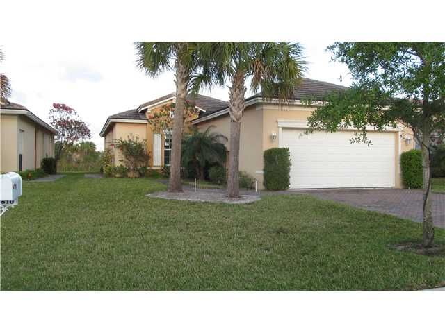 9810 Sw Eastbrook Cir, Port Saint Lucie, FL 34987