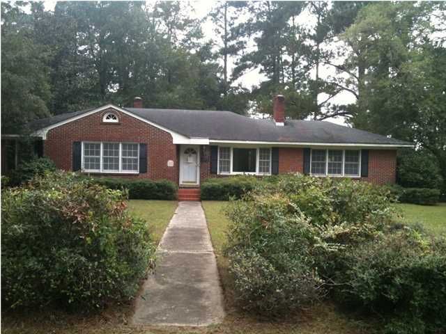 915 HIGHLAND DR, Kingstree, SC 29556