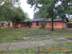 2251 Alexander Dr, Titusville, FL 32796