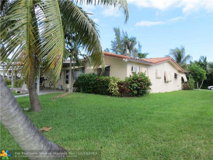 317 NE 3RD AVE, Dania, FL 33004