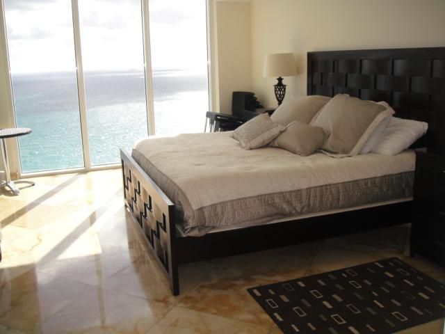 1850 S OCEAN DR # 3401, Hallandale, FL 33009