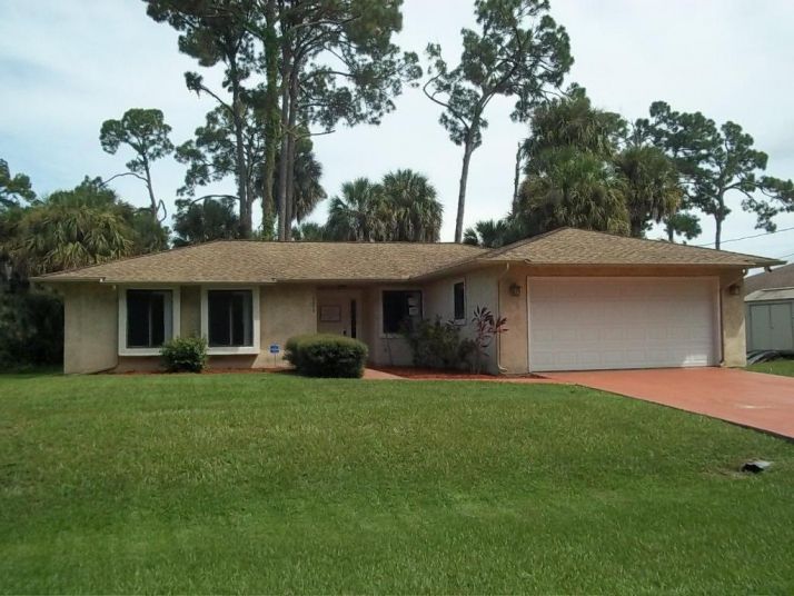 2573 Sw Cain St, Port Saint Lucie, FL 34953