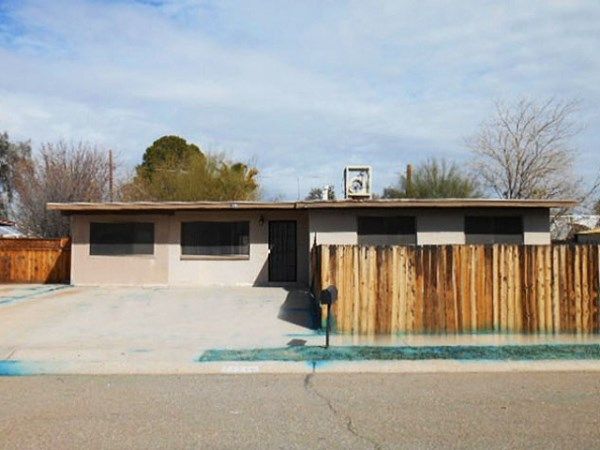 1940 West Hadley Street, Tucson, AZ 85705