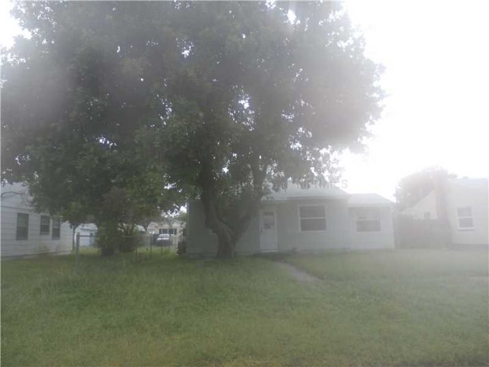 739 53RD Ave, Saint Petersburg, FL 33703