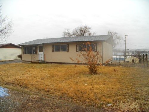 573 E 5th Avenue, Glenns Ferry, ID 83623