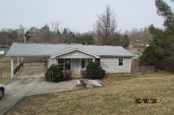 823 Sheppard Road, Oneida, TN 37841