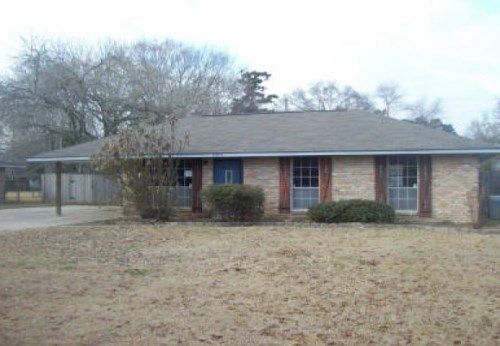 16819 Chickasaw Ave, Greenwell Springs, LA 70739