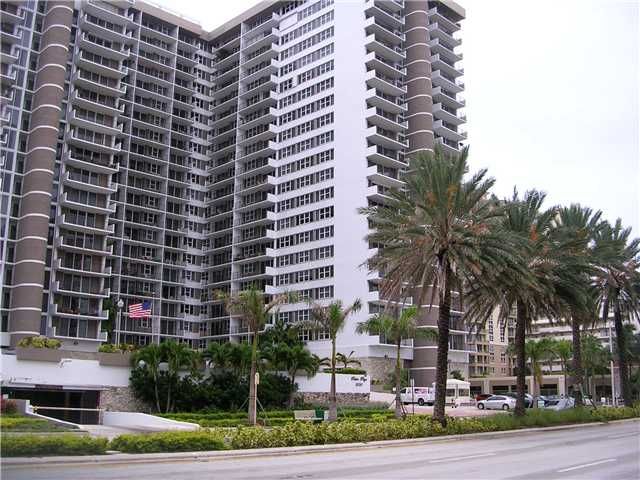 2030 S Ocean Dr # 206, Hallandale, FL 33009