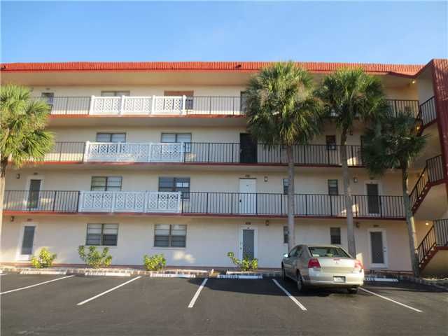 9370 Sw 8th St Apt 211, Boca Raton, FL 33428