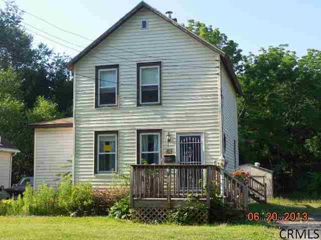 64 Seaman Ave, Castleton On Hudson, NY 12033