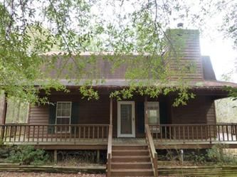 111 Buckhorn Trl, Swainsboro, GA 30401