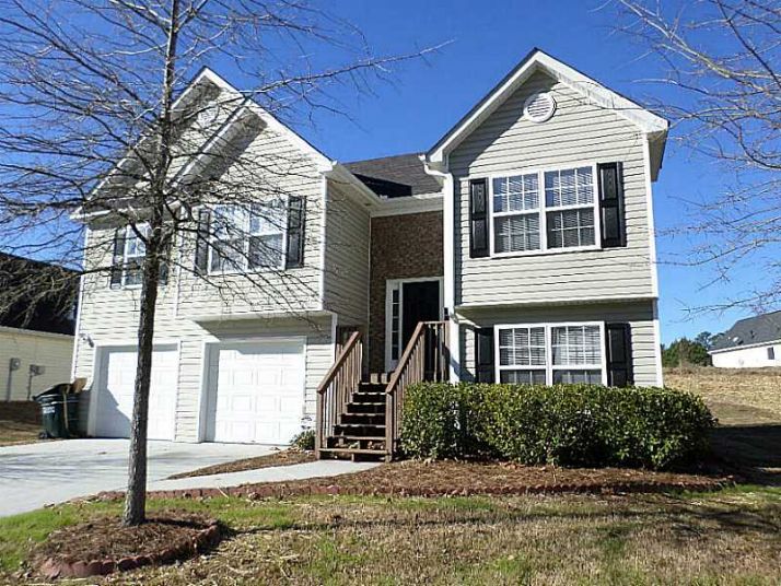 3985 Brushymill Court, Loganville, GA 30052