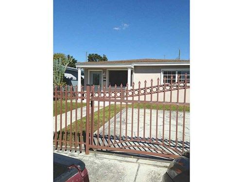 517 W 15 ST, Hialeah, FL 33010